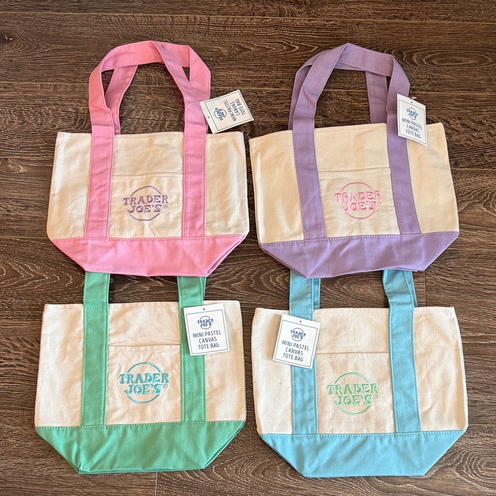 NWT Mini Trader Joe’s Tote Set of 4